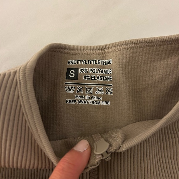 PrettyLittleThing Beige Ribbed Set - Picture 3 of 4